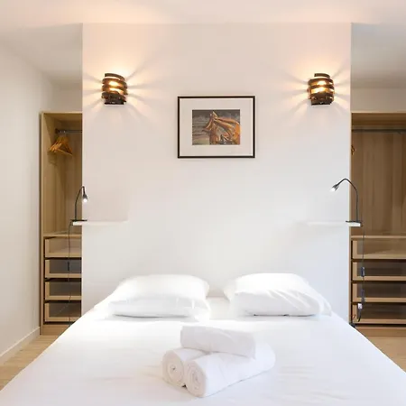 Le Spacieux De Dizier Apartmán *