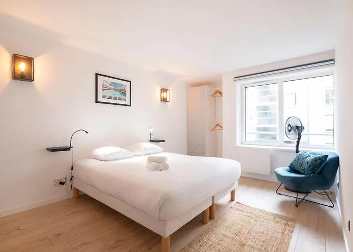 Le Spacieux De Dizier Apartmán